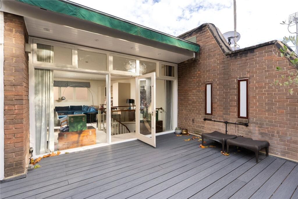 4 bedroom terraced house for sale in Norfolk Crescent, Hyde Park, London, W2